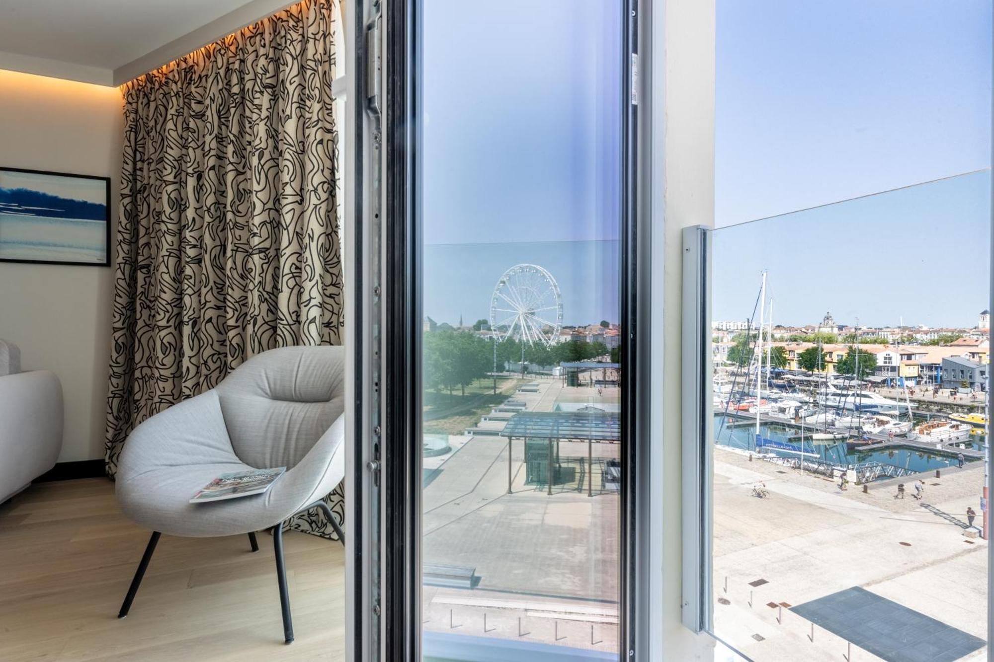 Mercure La Rochelle Vieux Port Hotel Exterior photo